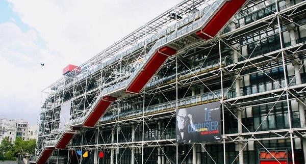Trung tâm văn hóa Pompidou ở Paris