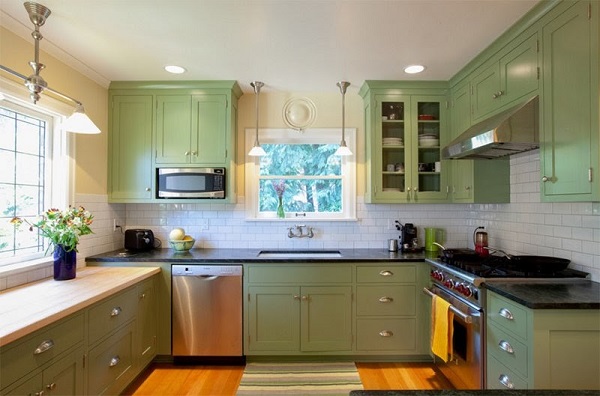 tủ bếp màu xanh lá cây
