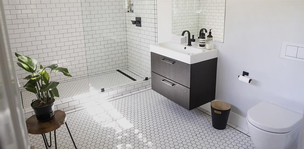 Hình ảnh của 10 ý tưởng thiết kế phòng tắm nhỏ và đẹp