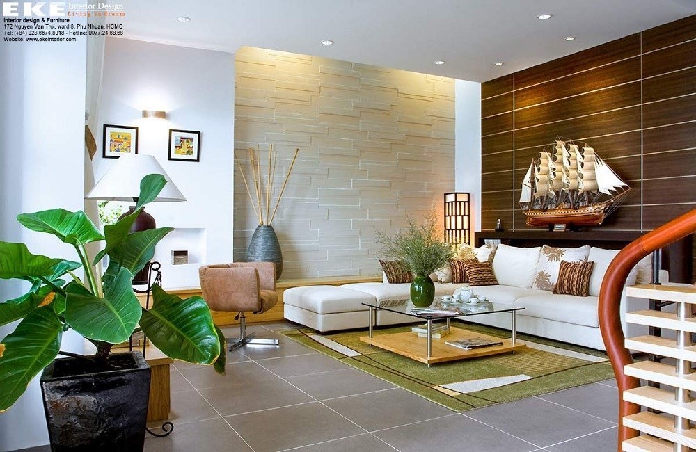 Màu sắc chủ đạo trong phòng là trắng, kem, nâu vừa giúp không gian sáng và rộng