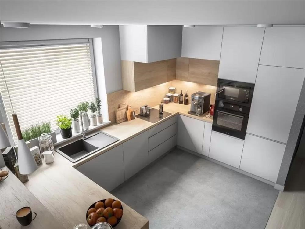 tủ bếp chữ U tone trắng sang trọng