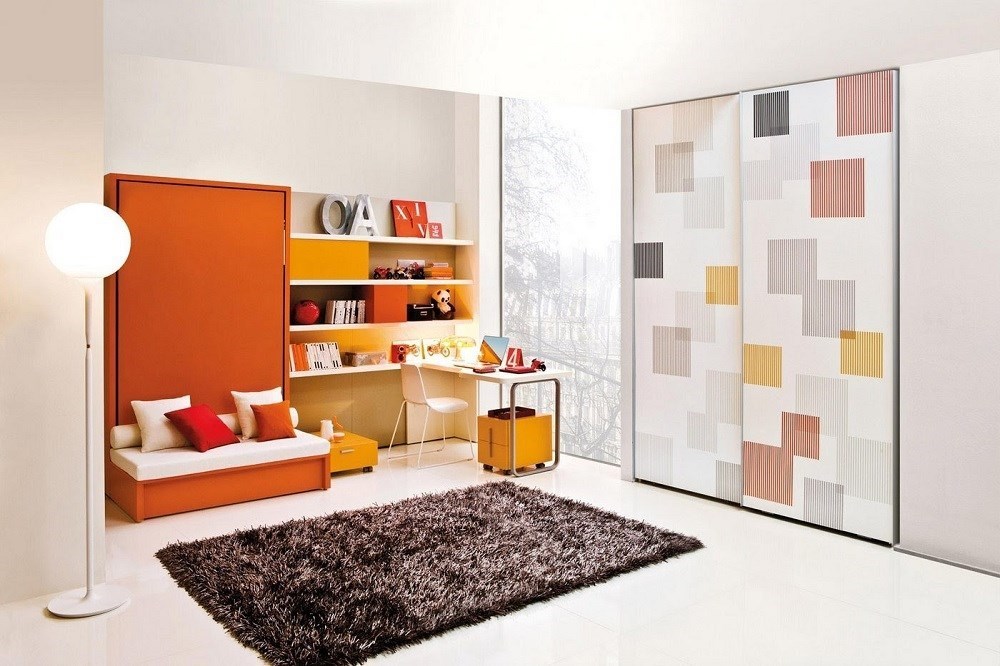 Căn phòng nhỏ nhiều ánh sáng