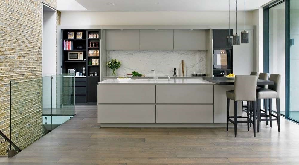 Tủ bếp màu xám đẹp mắt tinh tế