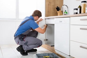 Quy trình sửa chữa và nâng cấp tủ bếp tại nhà